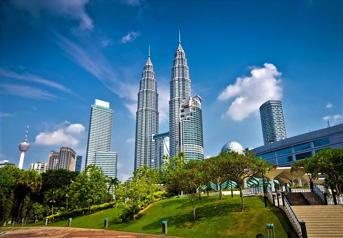 Kuala Lumpur skyline with the Petronas Twin Towers
